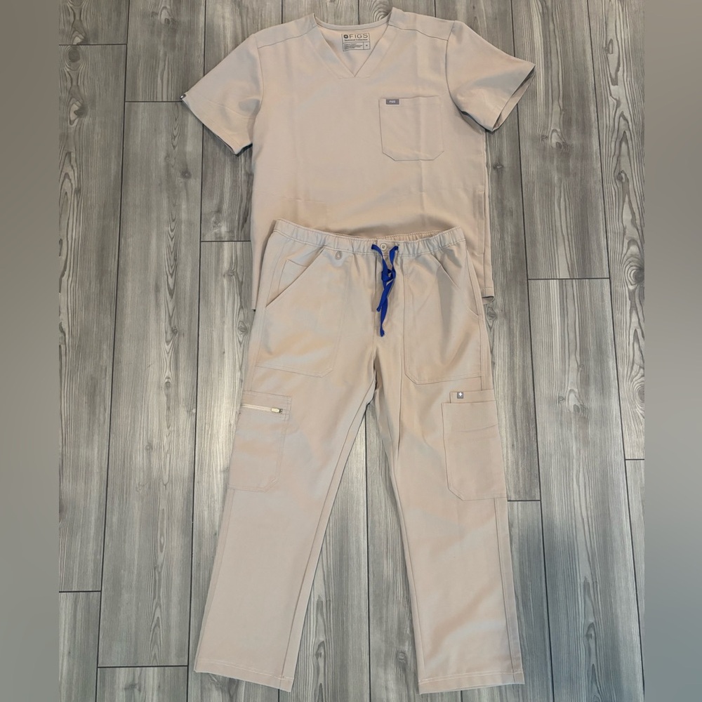 FIGS Scrubs Set | Tan